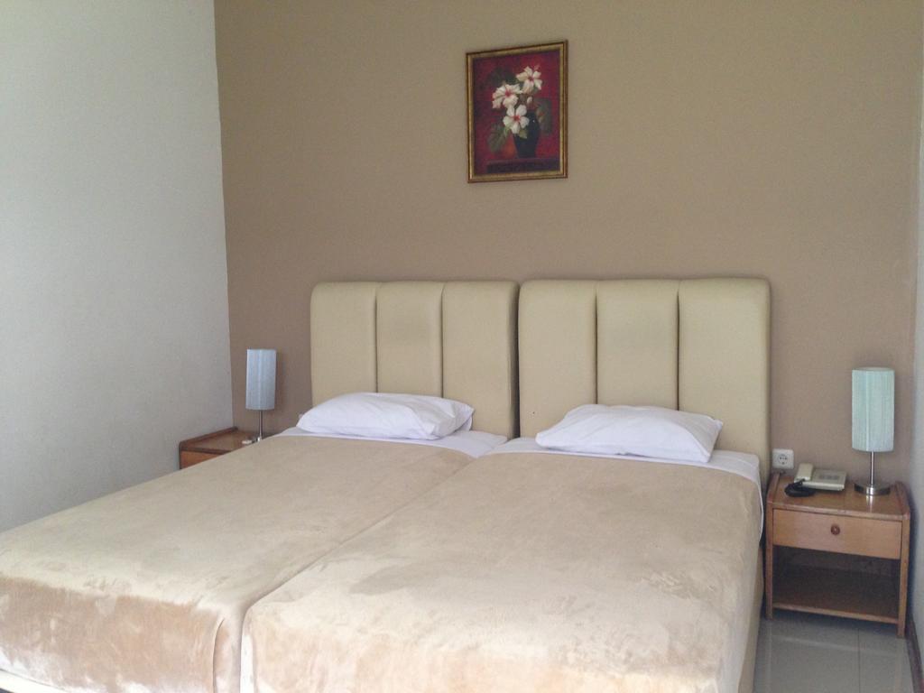 Gondia Guesthouse Jakarta Cameră foto