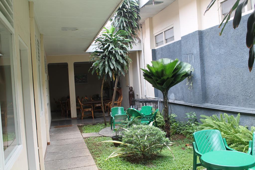 Gondia Guesthouse Jakarta Exterior foto